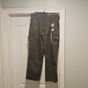 Men's 5.11 Stryke pants 36x32 NWT